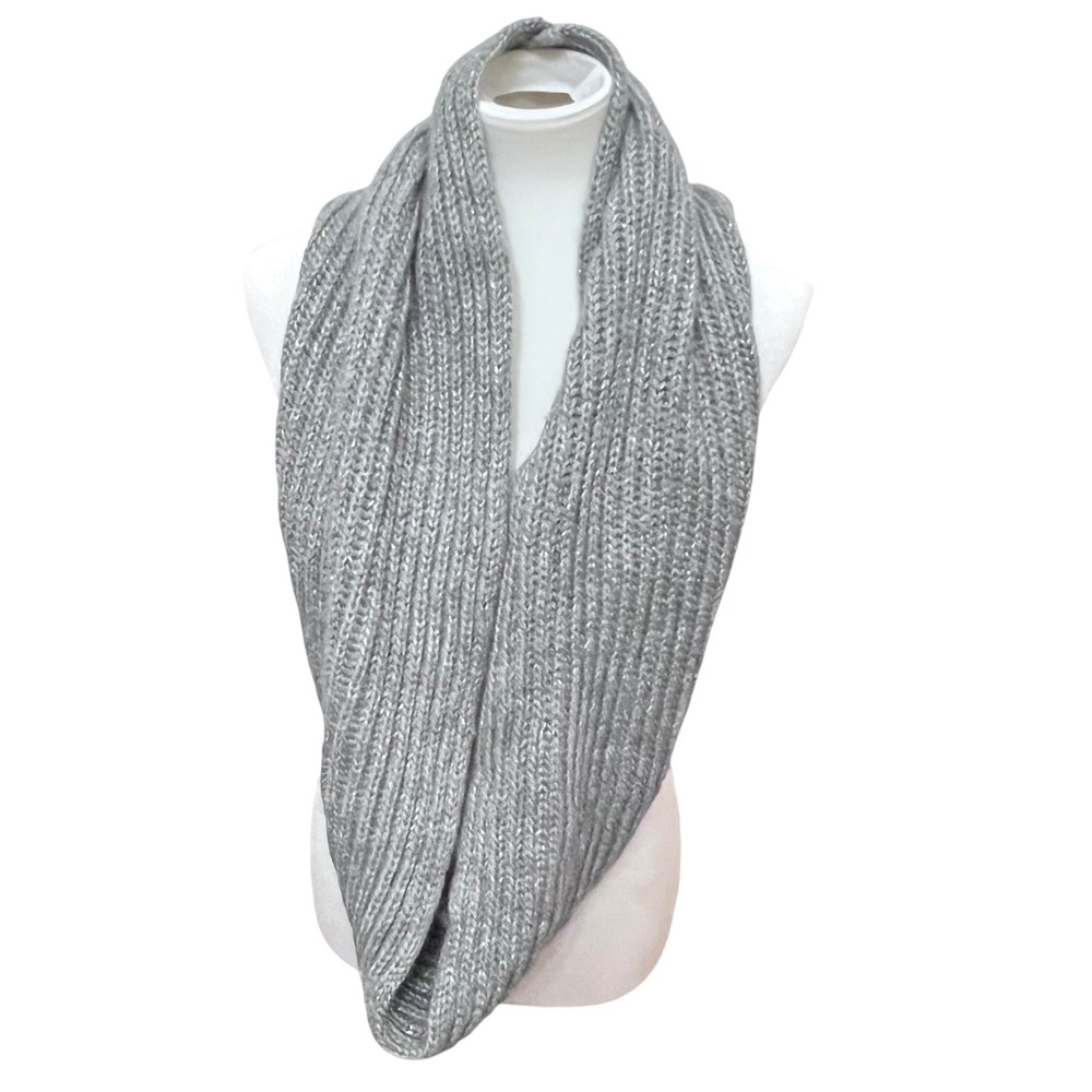 NWT Lauren Conrad women Knit Infinity Scarf Loop Gray Silver Metallic minimalist